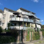 Moderne Dachgeschosswohnung mit sonnigem Balkon in Lauf!