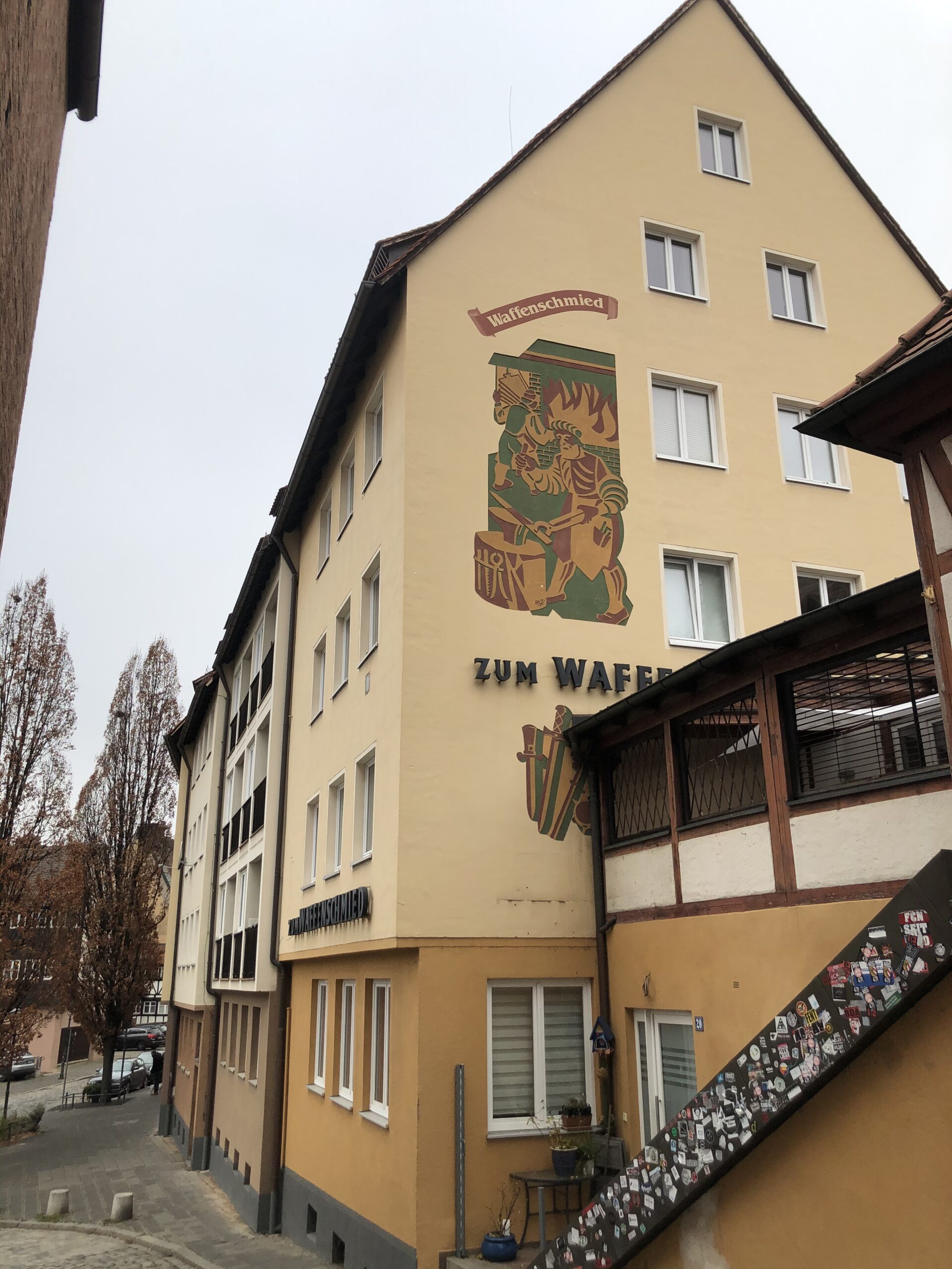 Erstbezug nach Sanierung: 3 Zimmer nahe der Kaiserburg